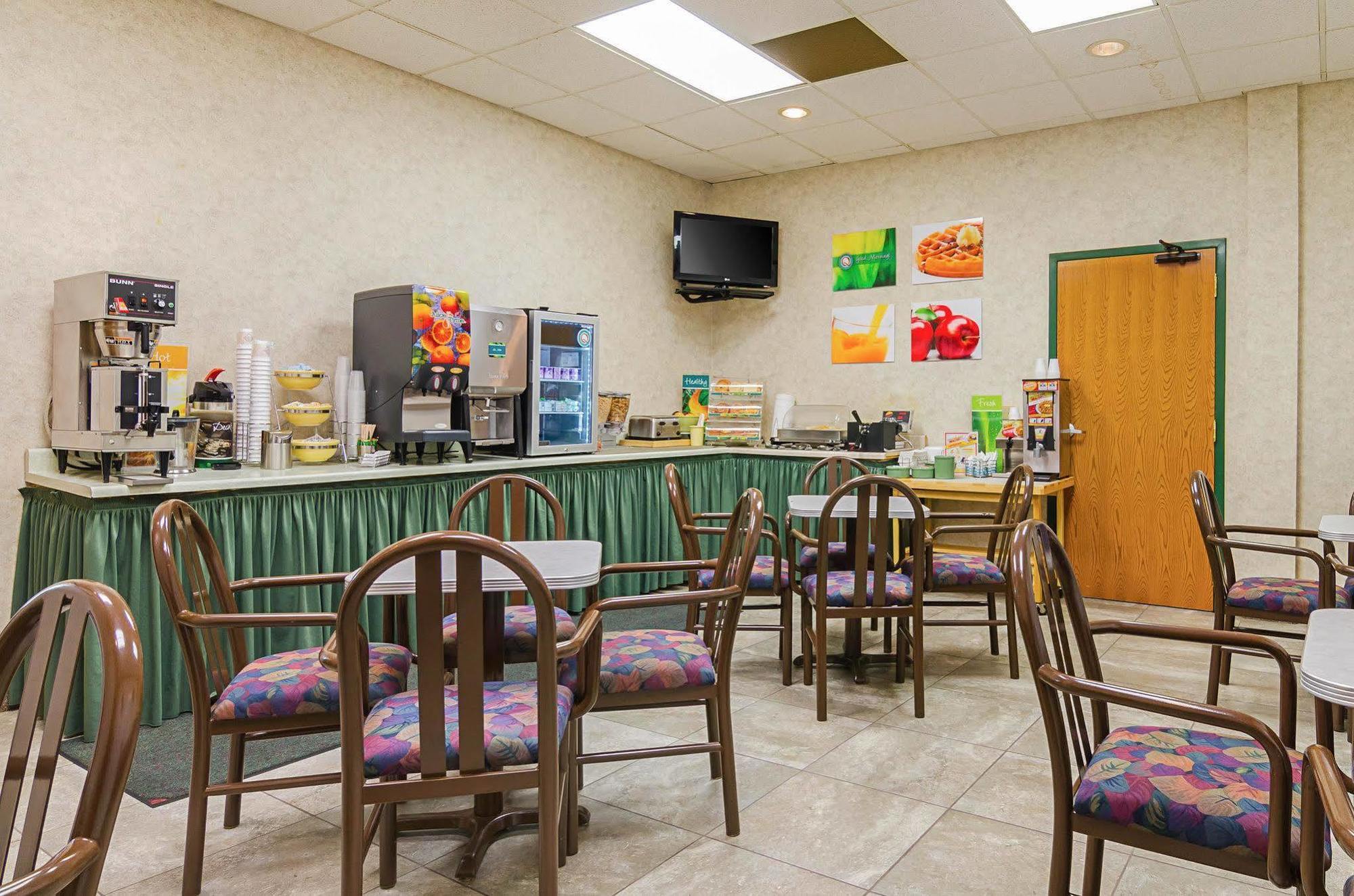 Mission Quality Inn Rosebud Casino מראה חיצוני תמונה